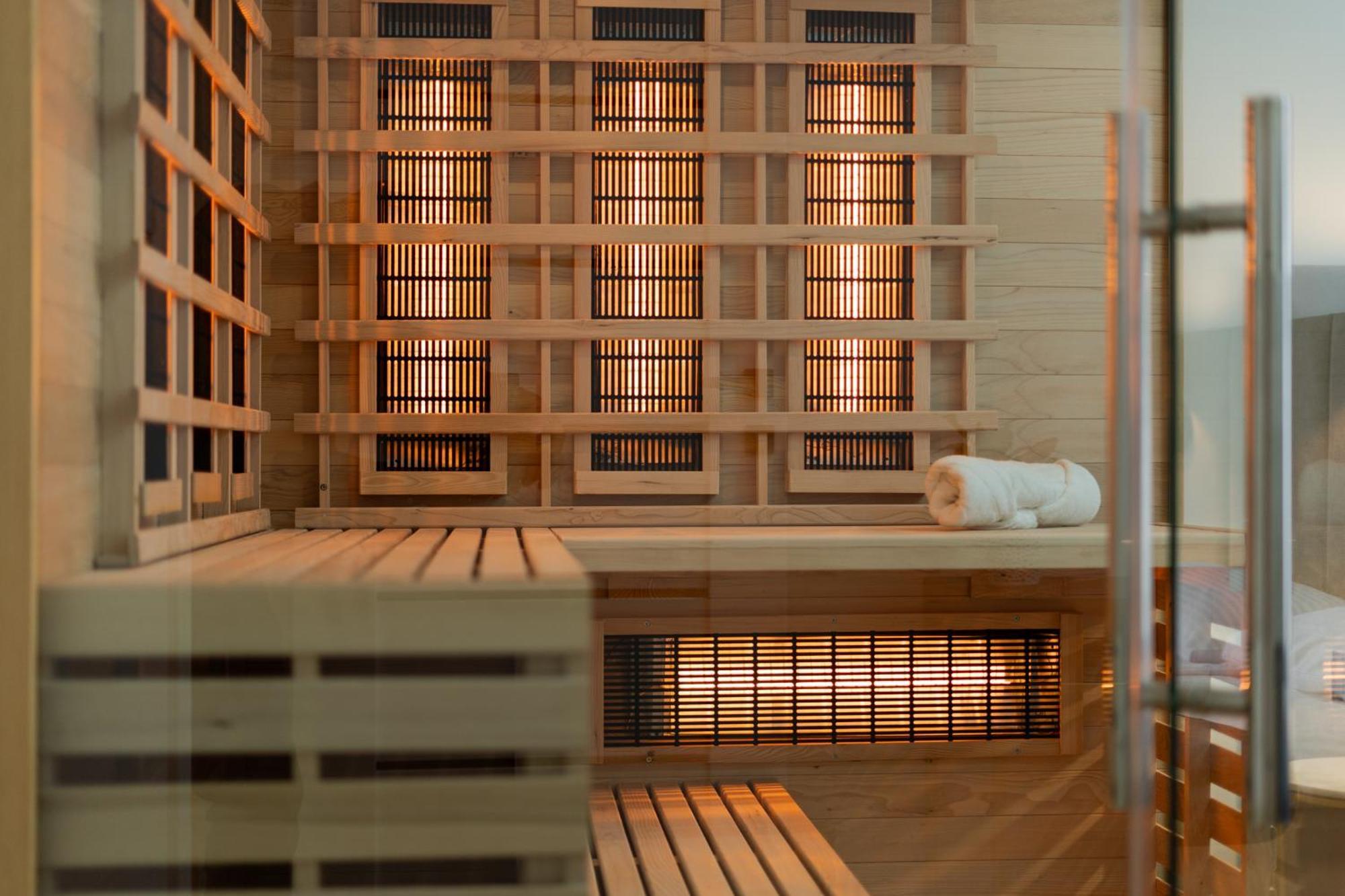 Spa Bedrooms With Sauna&Bath And Free Parking Cracóvia Exterior foto