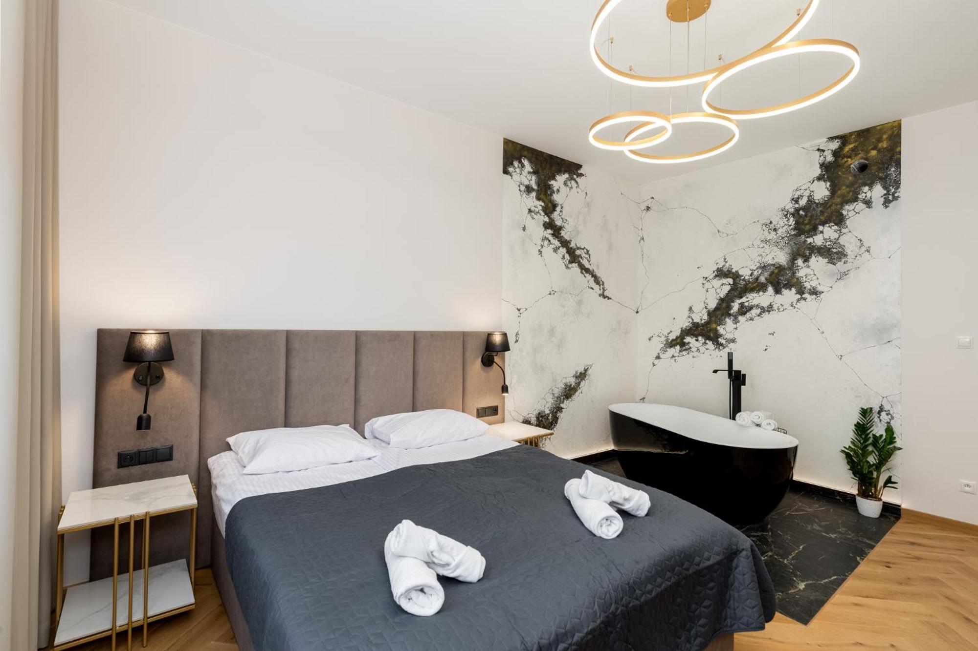 Spa Bedrooms With Sauna&Bath And Free Parking Cracóvia Exterior foto