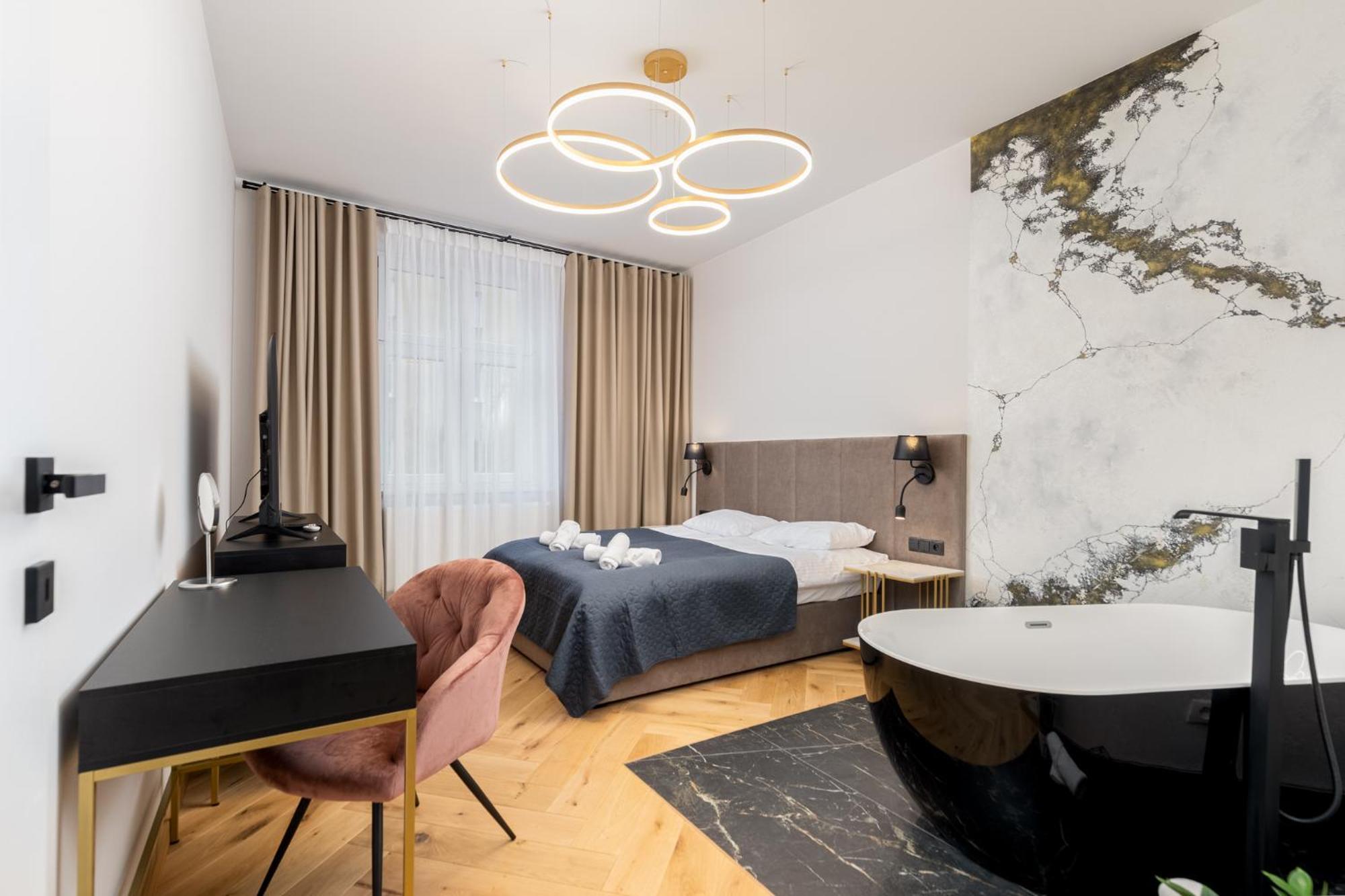 Spa Bedrooms With Sauna&Bath And Free Parking Cracóvia Exterior foto